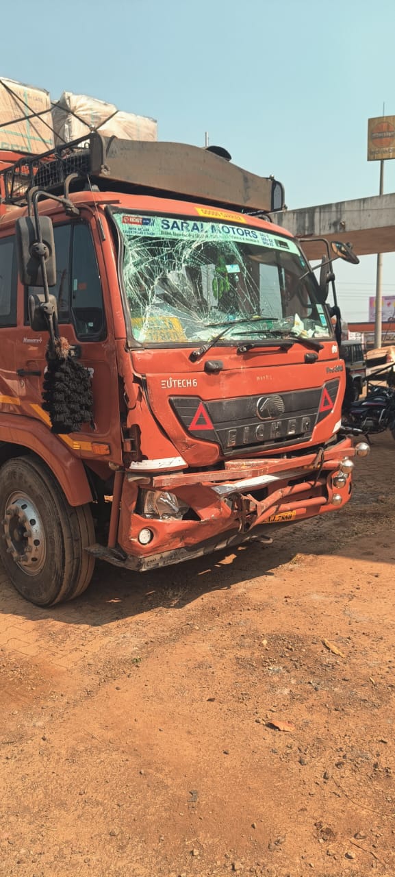 Two killed one injured in accident near Ajara